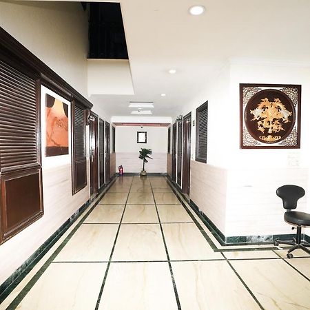 Stay Well Hotels & Homes Gurgaon Buitenkant foto