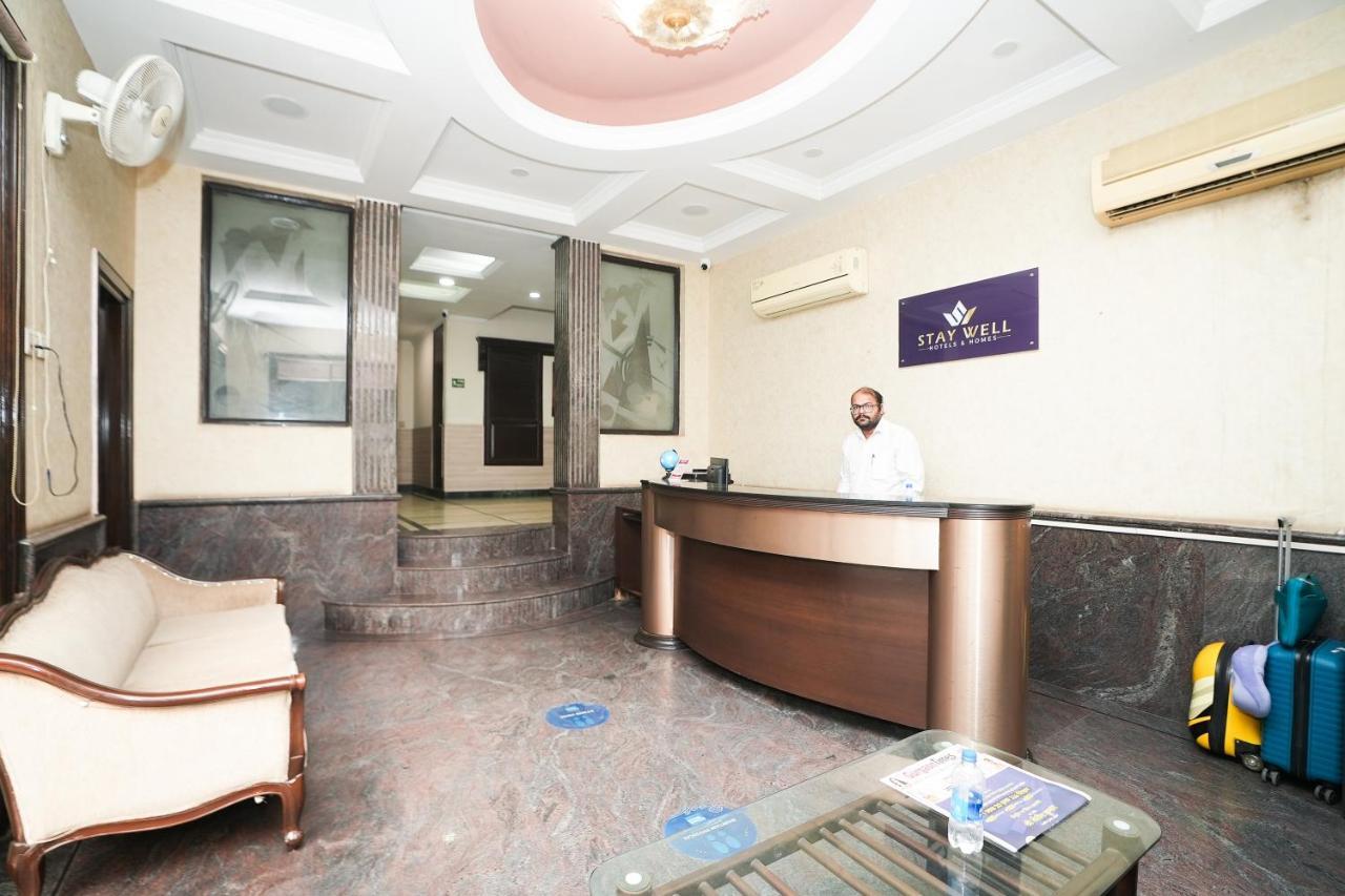 Stay Well Hotels & Homes Gurgaon Buitenkant foto