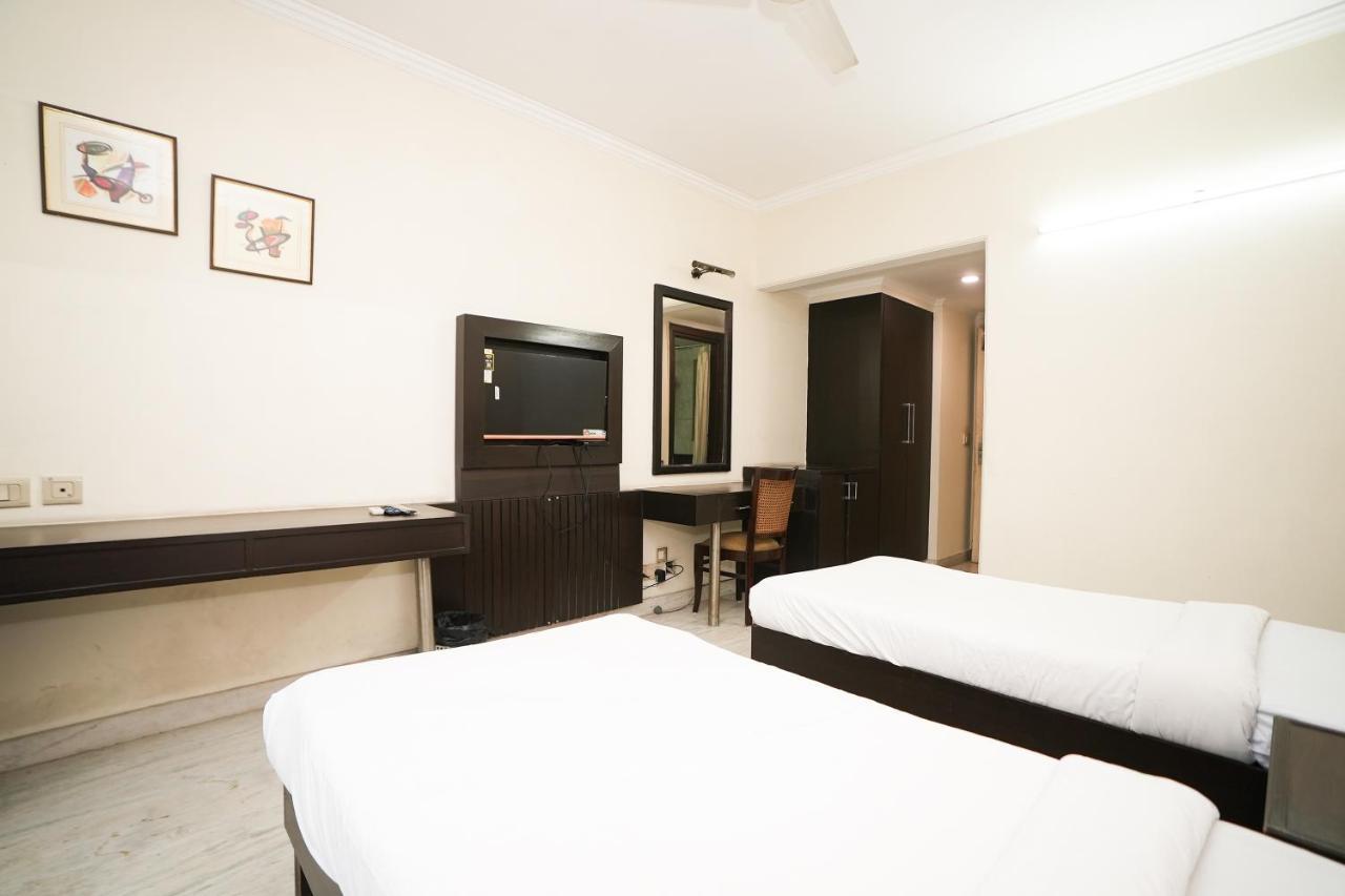 Stay Well Hotels & Homes Gurgaon Buitenkant foto